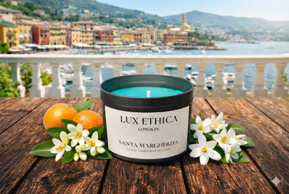Vegan soy wax scented candle with a floral fragrance